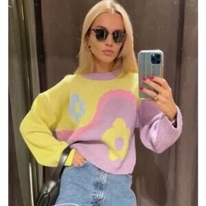 NWT Zara *Bloggers Fave* Floral Multicolored Pastel Knit Sweater, M